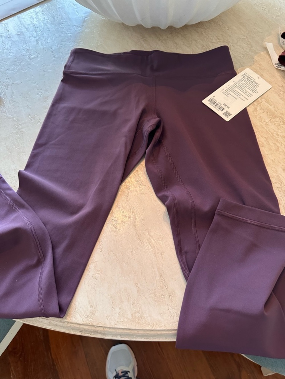 NWT; lululemon Align ™
Low-Rise Pant 25"
Size 6
Brand new with tags
Plum color